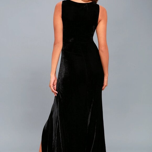 NWT Lulus Velvet Maxi Dress – Sz M - Picture 12 of 12